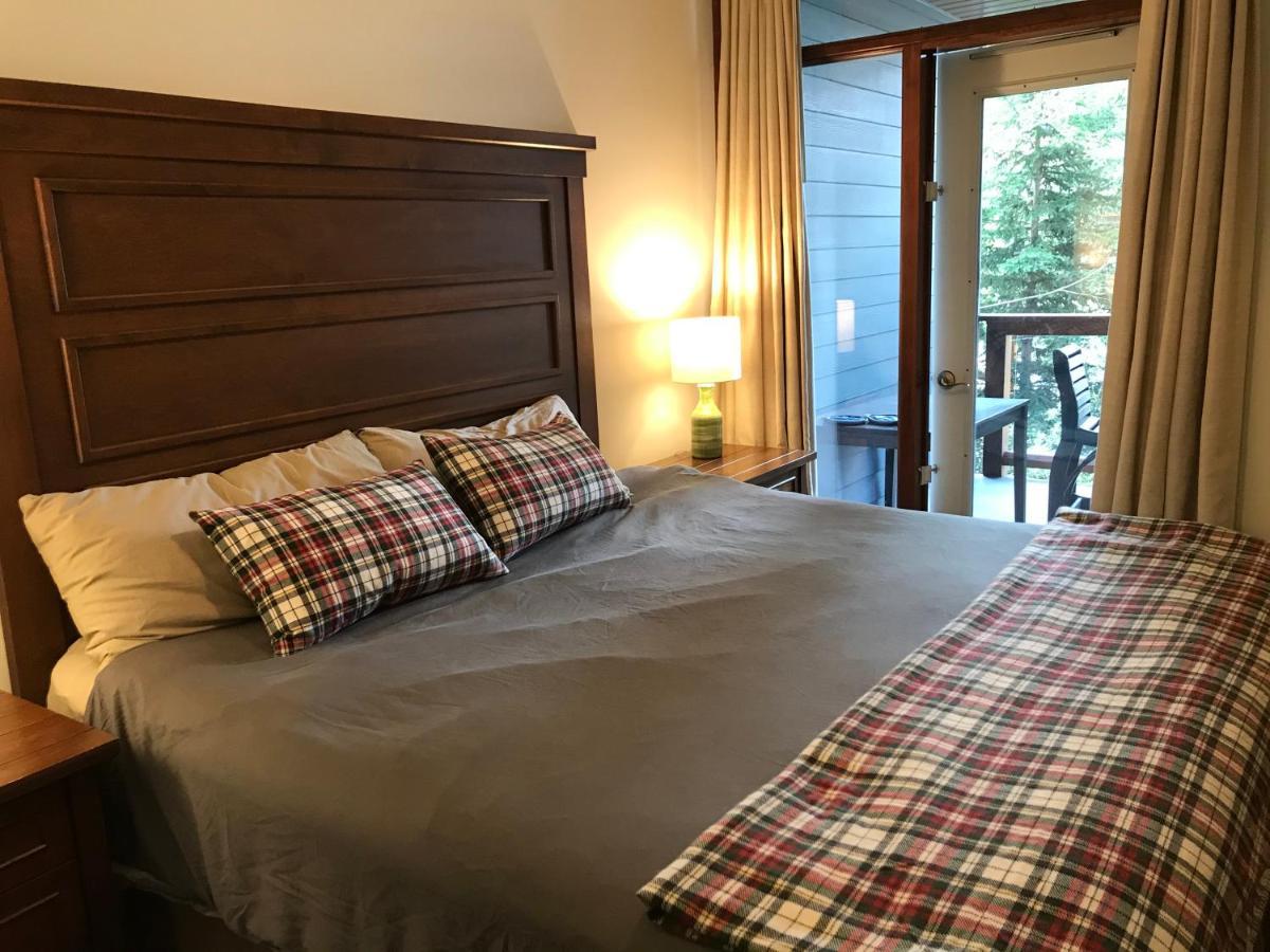 Luxurious & Spacious Mountain Retreat Canmore Dış mekan fotoğraf