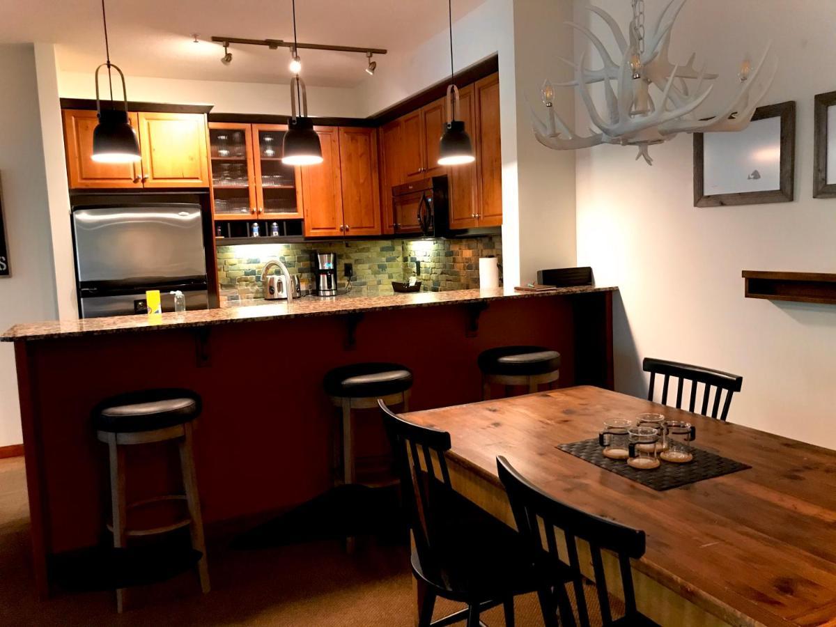 Luxurious & Spacious Mountain Retreat Canmore Dış mekan fotoğraf